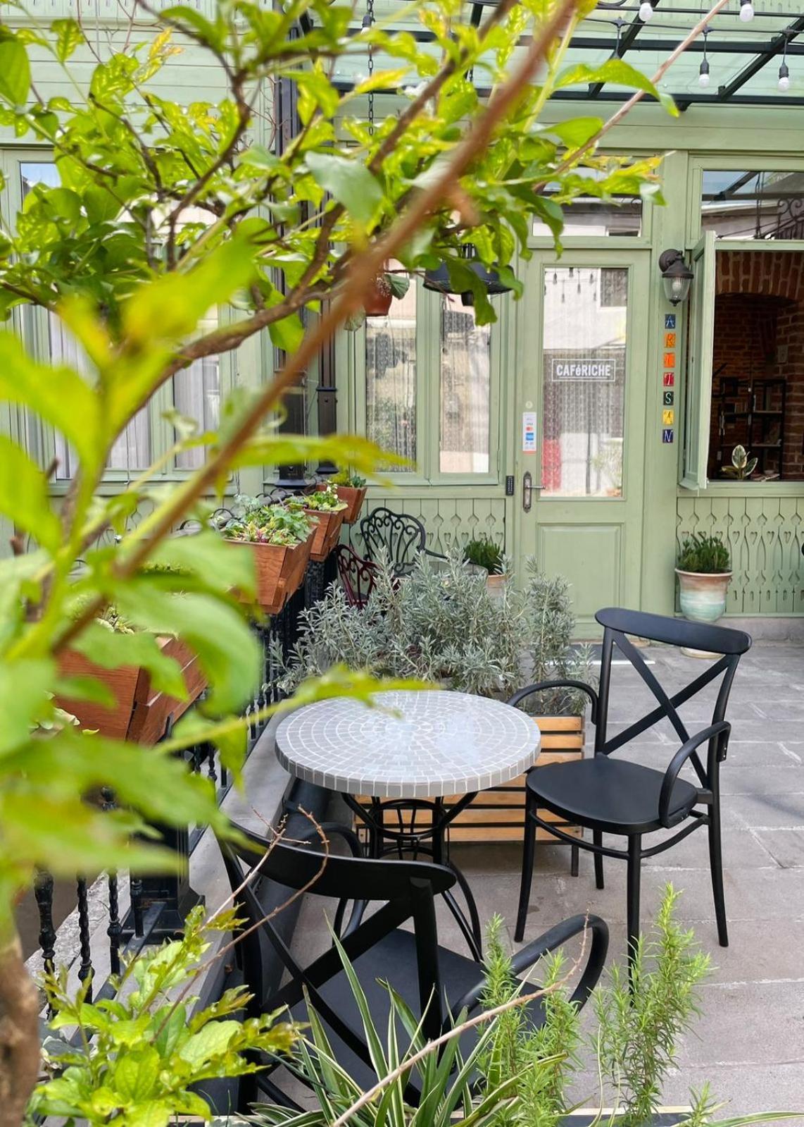 Arts Hotel Tiflis Exterior foto